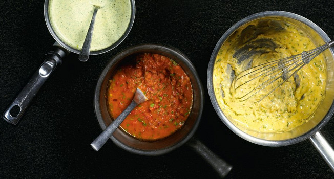 7 соусов для мяса, птицы и много чего еще..