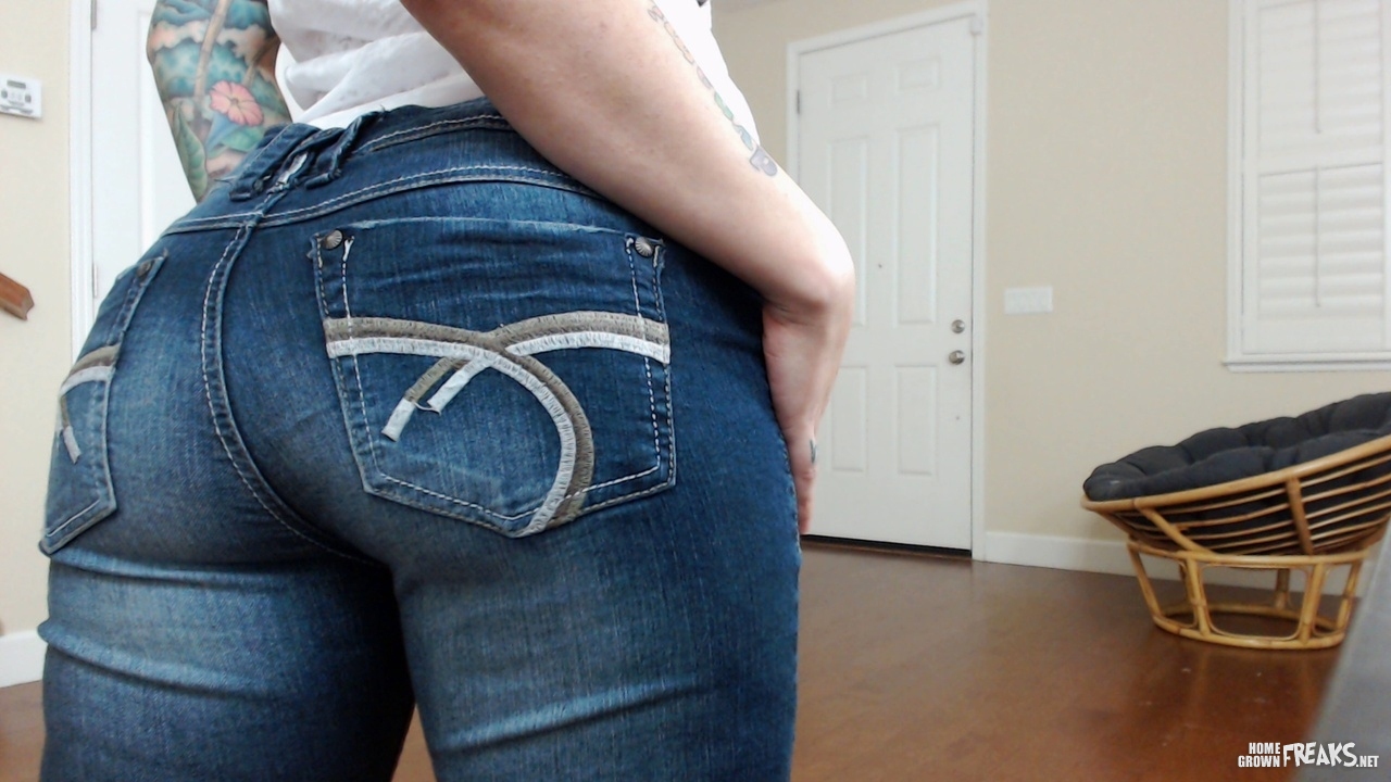 Big white female ass Squirting pussy movies mobil