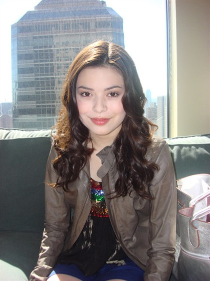 Миранда Косгроув Miranda Cosgrove биография фильмография Актриса