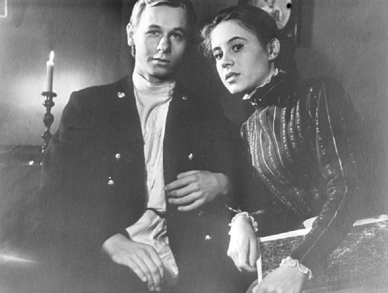 Фильм Первая Бастилия (СССР, 1965) АфишаКино