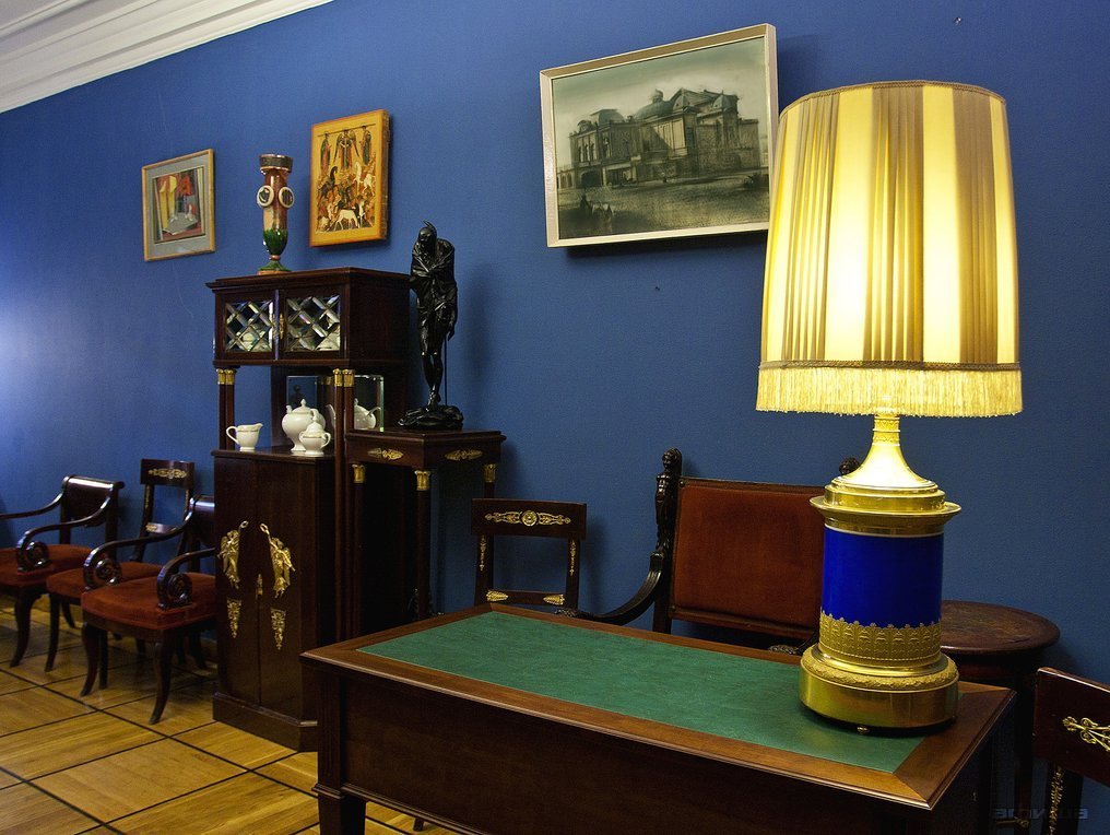 Фото театр им. Вахтангова