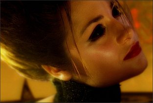 Стефани Леонидас (Stephanie Leonidas) биография, фото, фильмография. Актриса