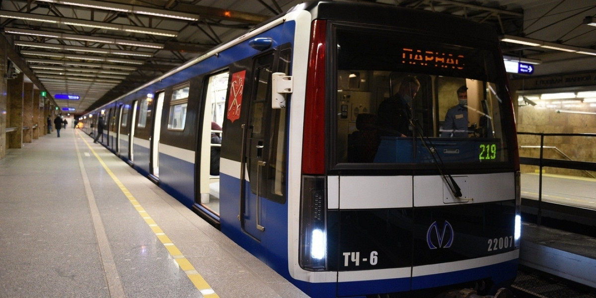 Новогоднее Метро 2022 Новогоднее Метро 2022