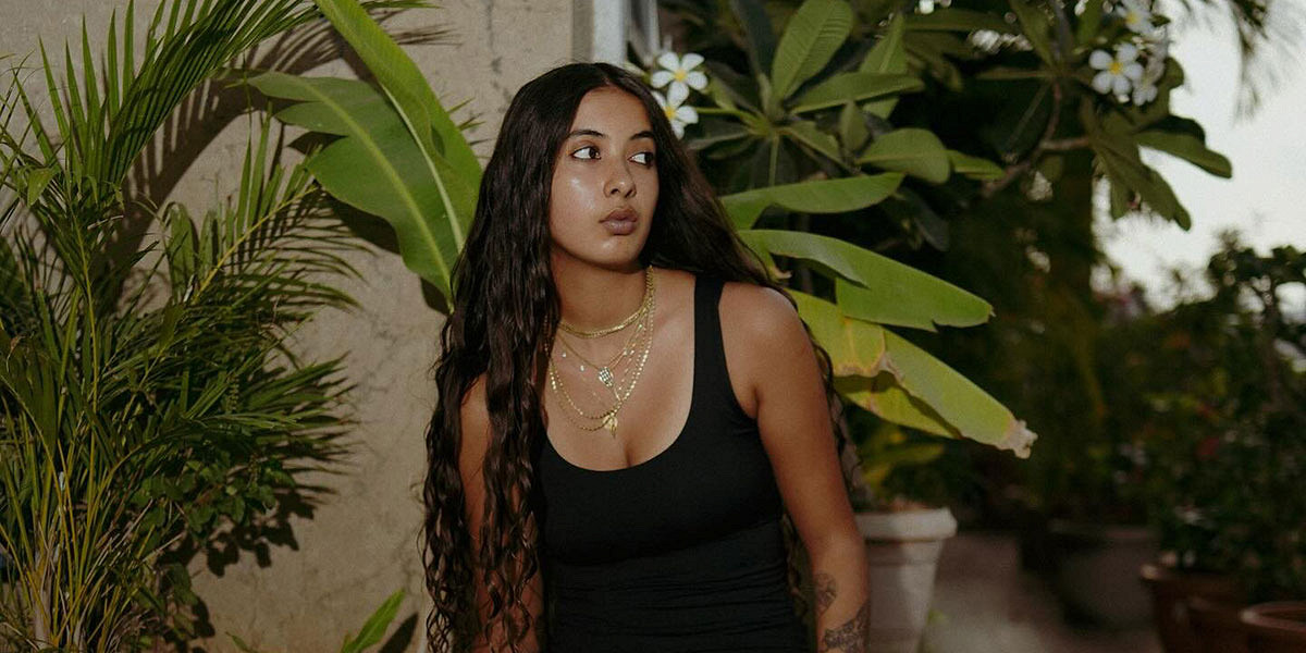 Индийский свэг, бро: знакомьтесь — невозмутимая Дия, главная «cool girl» интернета