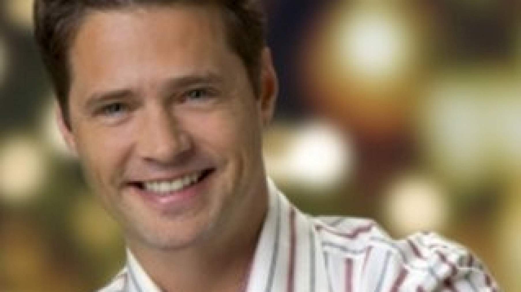 Джейсон Пристли (Jason Priestley) биография, фильмы, спектакли, фото ...