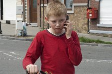 Мальчик с велосипедом – афиша