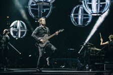 Muse: Drones World Tour – афиша