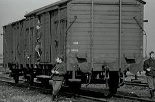 Украденный поезд – афиша