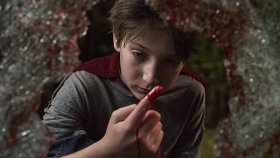 Гори, гори ясно / Brightburn