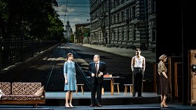 Дядя Лева (Покровские ворота)