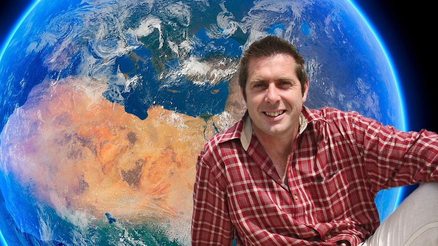 Бог над планетой. Иисус христос на планете. Христос и земной шар. Вселенная бог. Христос и земля.