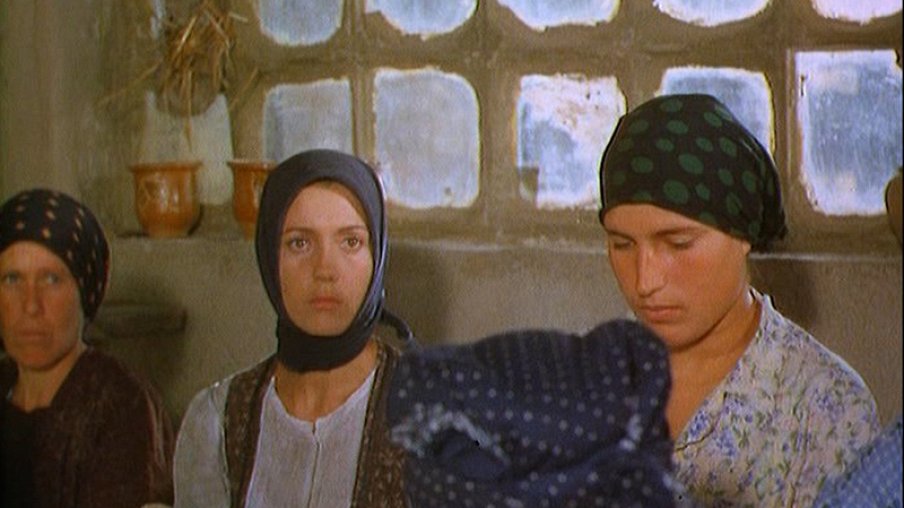 Где снимали каменскую игра на чужом. Тревожный месяц вересень фильм 1976. Антонина Семеренкова тревожный месяц вересень (1976). Тревожный месяц вересень фильм 1976 актёры. Антонина Лефтий тревожный месяц