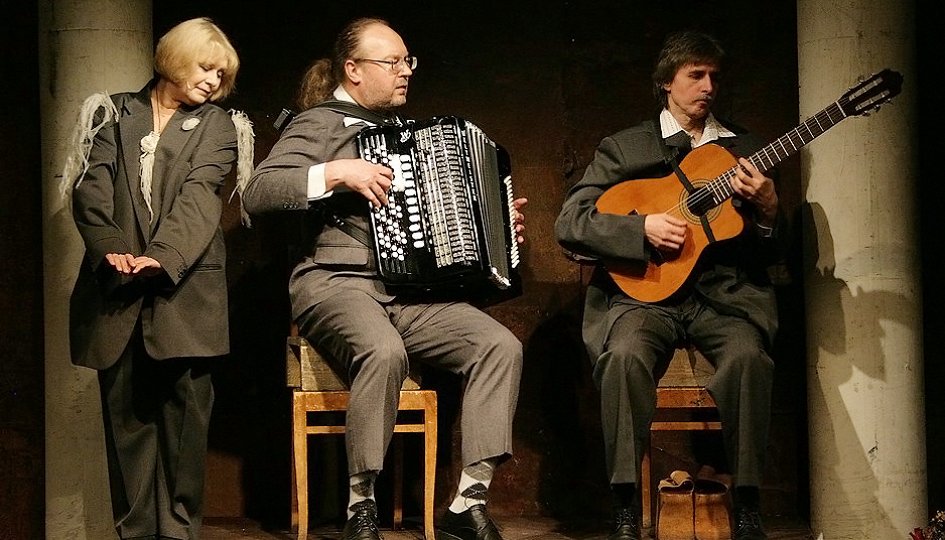 Перед киносеансом
