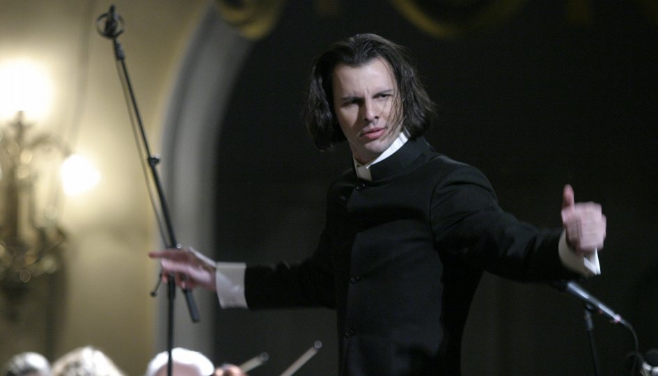 Концерты: Хор и оркестр musicAeterna. Дирижер Теодор Курентзис