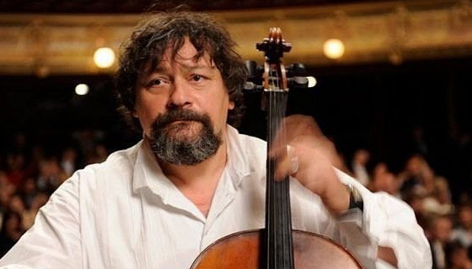Дмитрий Назаров