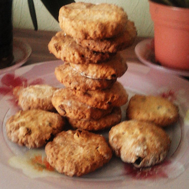 Рецепт Овсяное печенье с орехами и цукатами
