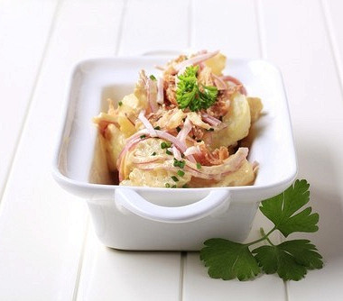 Рецепт Картофельный салат с яблоками и беконом