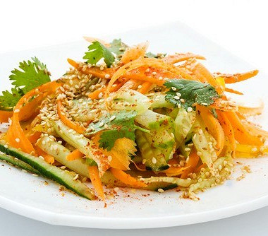 Рецепт Салат из сельдерея с морковью