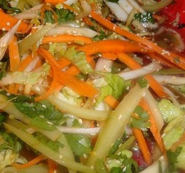 Рецепт Салат овощной микс с азиатской заправкой