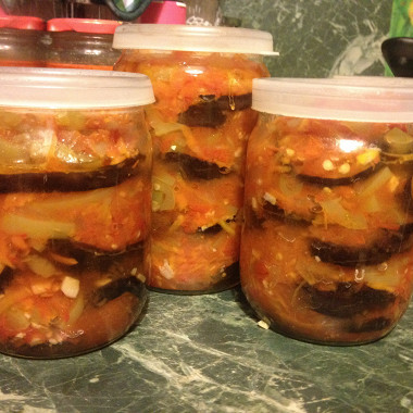 Рецепт Консервированные баклажаны в томатном соусе