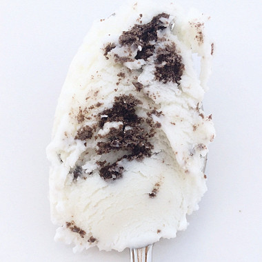 Рецепт Сливочное мороженое с шоколадным печеньем Oreo (Cookies and Cream ice cream)