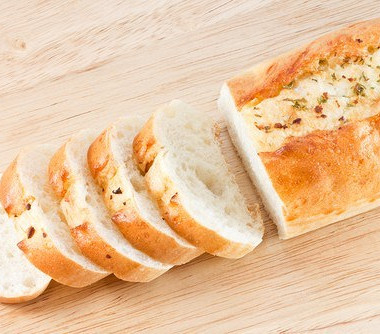 Рецепт Постный хлеб из спельтовой муки с розмарином и зеленым перцем