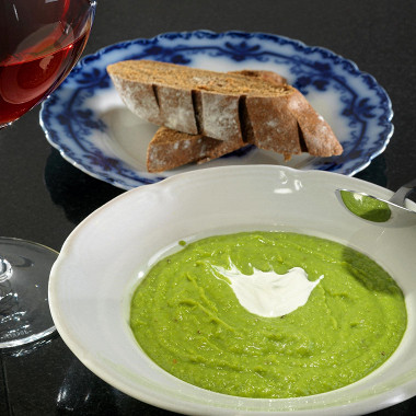 Рецепт Крем-суп с чесноком и зеленым горошком