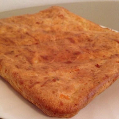 Рецепт Сырный пирог с луком и чесноком