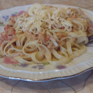 Фото рецепт Тальятелле со сливочным соусом из тунца