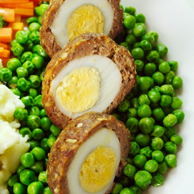 Рецепт Яйца по‑шотландски со свиным фаршем
