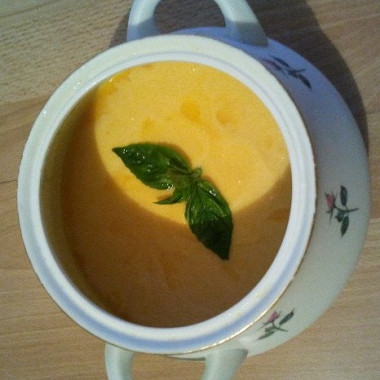 Рецепт Тыквенный крем-суп с рукколой и кедровыми орешками