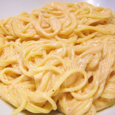 Рецепт Сливочные спагетти с сыром и специями