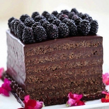 Рецепт Шоколадно-миндальный торт с ежевикой