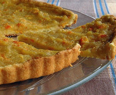 Рецепт Медовый пирог с грейпфрутом и ананасом