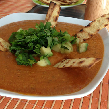 Рецепт Томатный суп с тортильей, тыквой и авокадо